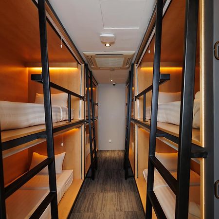 쿠알라룸푸르 The Bed Bukit Bintang 호스텔 외부 사진
