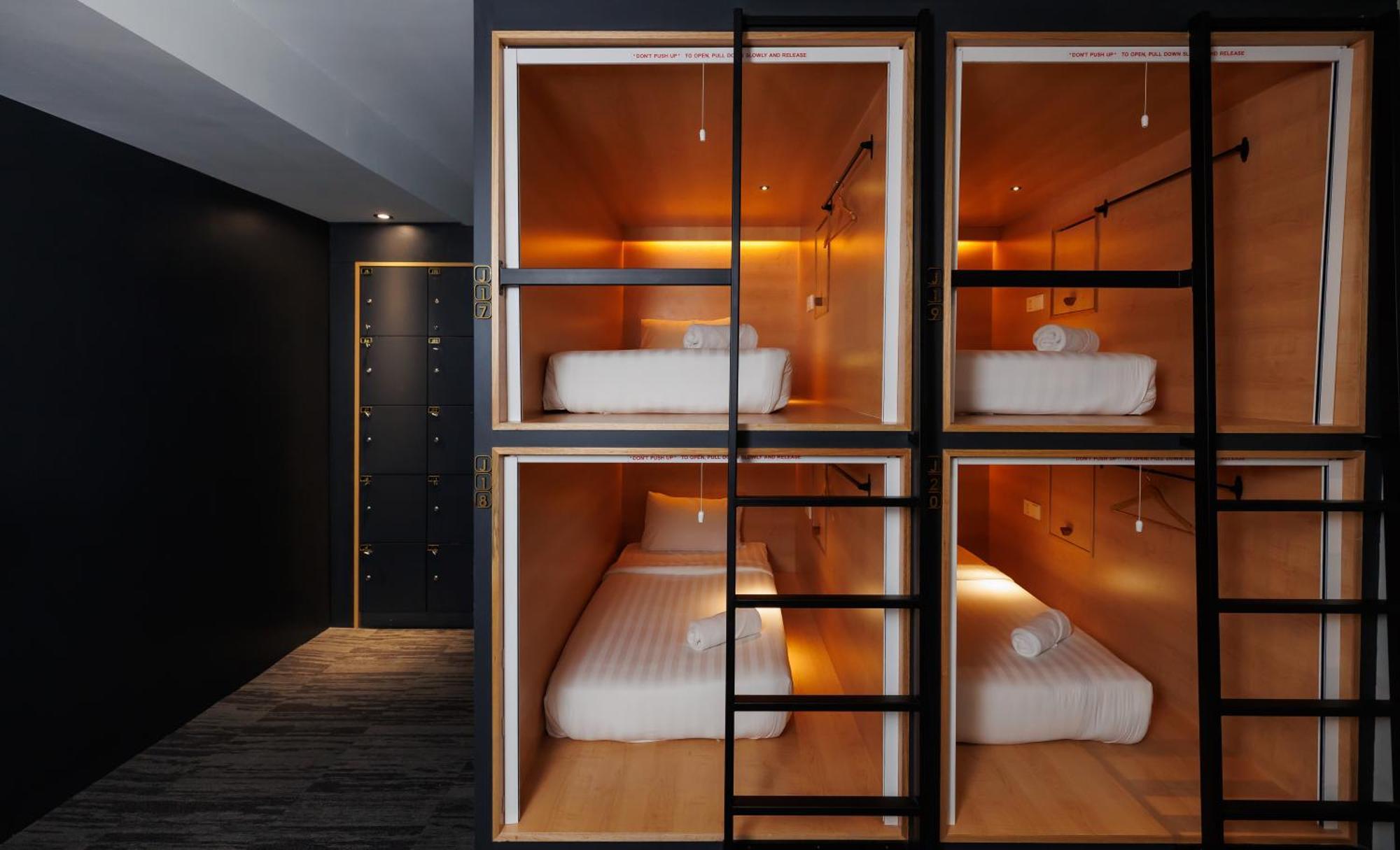 쿠알라룸푸르 The Bed Bukit Bintang 호스텔 외부 사진