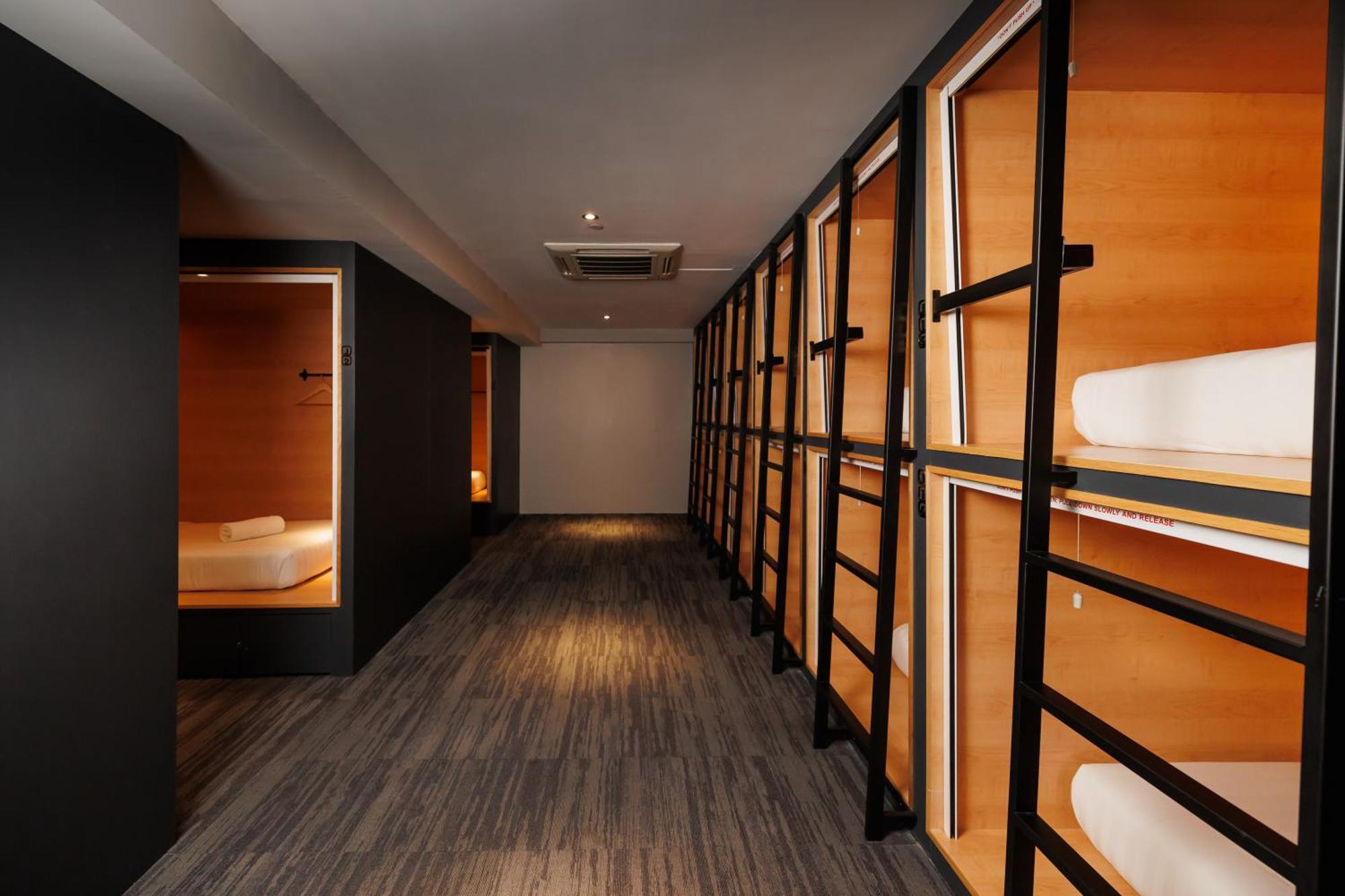 쿠알라룸푸르 The Bed Bukit Bintang 호스텔 외부 사진